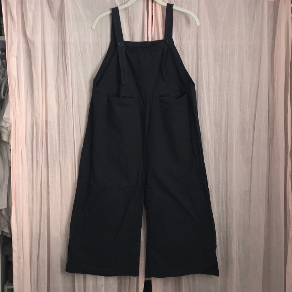 Black linen Romper capri length